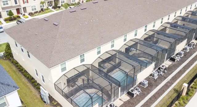 1557 Solara Resort 63253/63383