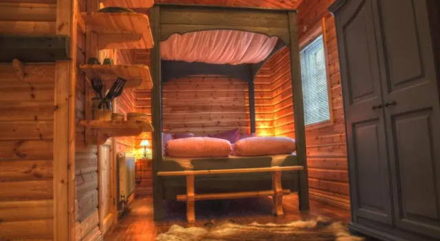Cottage On Wild River In Lapland/Sweden, Book Feriehus Sommerhuse i Lapland Sweden, Hytte