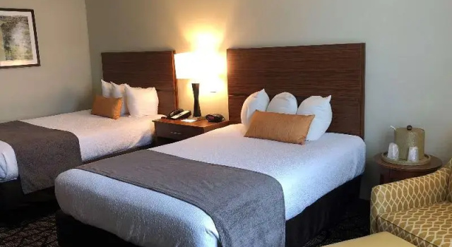 Четырёхместный номер Standard Best Western Westminster Hotel