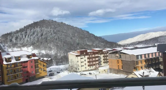 Студия Crystal Residence