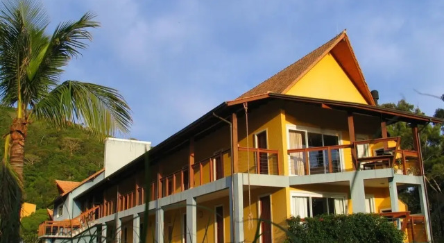 Penareia Floripa Beach Hotel, Забронировать Отель Armacao Флорианополис