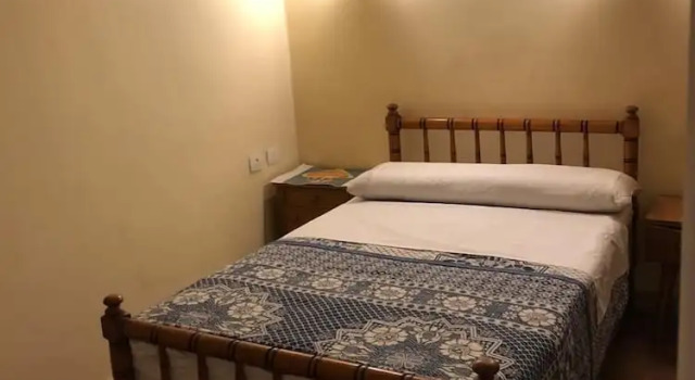 Одноместный номер Economy с балконом Tulip Hotel