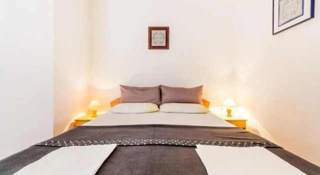 Ferienhaus Rajka, Boek Hotel Kustici Pag