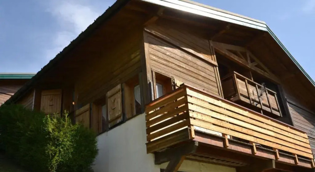 Demi-chalet charmant près des pistes, 2 balcons ensoleillés - FR-1-505-59, Забронировать Шале Виллы Овернь-Рона-Альпы, Вилла