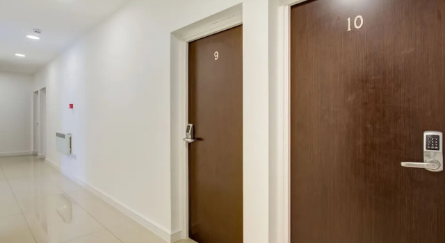 Апартаменты Simplistic Apartment in Milton Keynes near Willen Lake