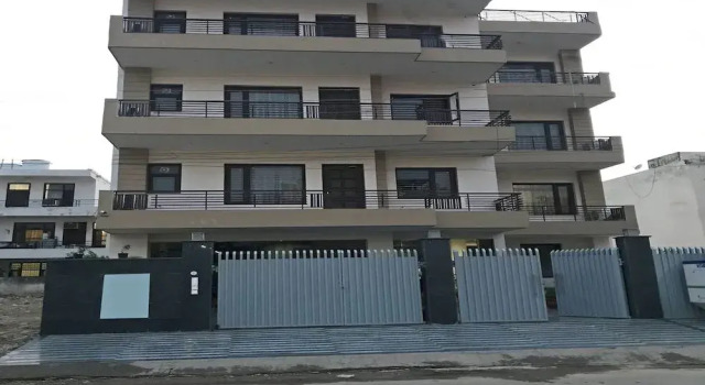 OYO 14482 Live Inn