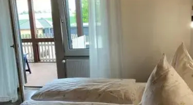 Hotel Restaurant Landhaus zum Mushof 3 KM von Autobahn, Забронировать Отель  