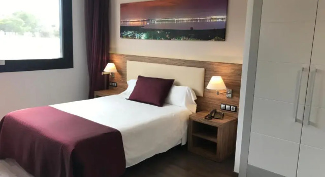 Двухместный номер Disable Dña Monse Hotel Spa & Golf
