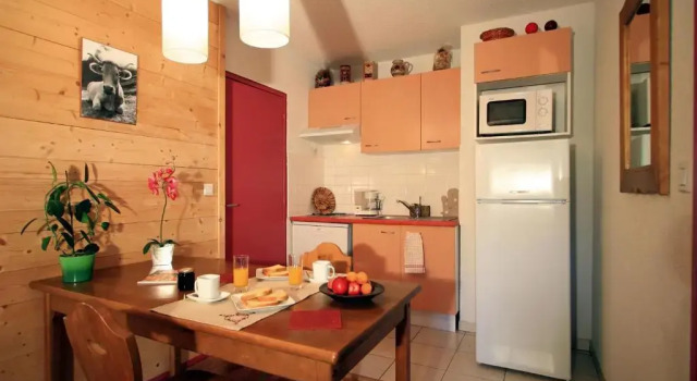 Апартаменты Lagrange Vacances Le Domaine des 100 Lacs