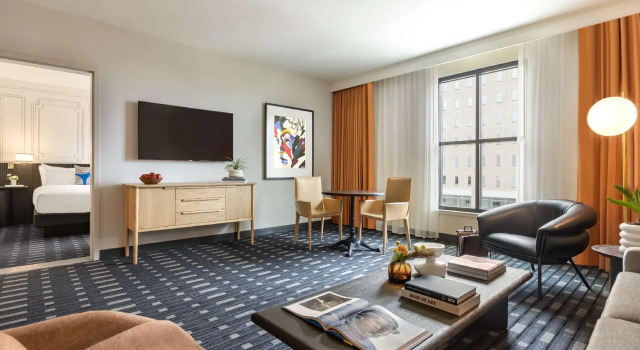 Двухместный люкс 106 Jefferson Huntsville, Curio Collection by Hilton
