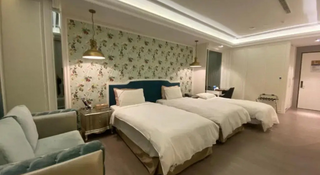 Camera tripla Standard U-Her Hotel