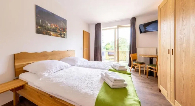Forsthaus Thiemsburg, Забронировать Отель Отели Шёнштедт с завтраком, Завтраки