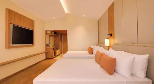 Семейный номер Standard с балконом Lemon Tree Hotel, Mall of Dehradun, Dehradun