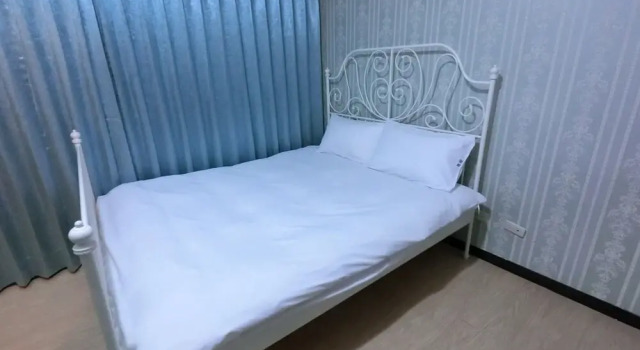 Discovery Yizhong Inn
