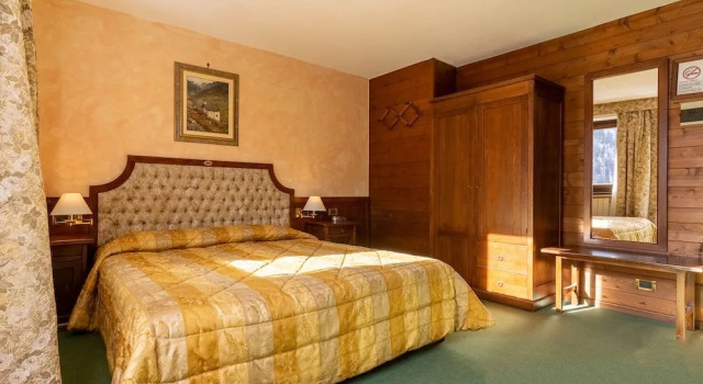 Двухместный номер Standard с балконом Hotel Des Alpes