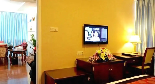 Xiong Zhen Hotel, Prenota Hotel Hotel a Ningbo con parcheggio, Parcheggio