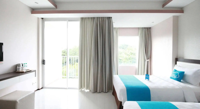 Airy Legian Sriwijaya Kuta Bali, Забронировать Отель Отели Легиан с парковкой, рядом с Пляж Легиан, Парковка