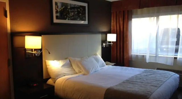 Номер Deluxe Cherokee Grand Hotel