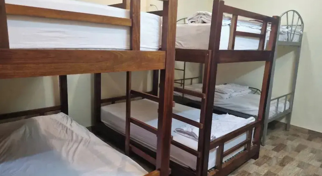 Кровать в общем номере Phong Nha Ecolodge Homestay & Tours - Mountain View