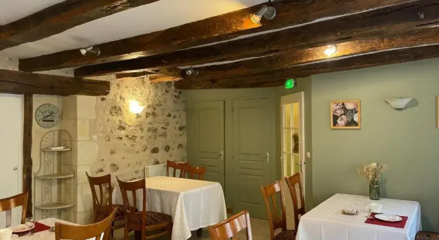 Трёхместный номер Standard Auberge Le Colombien - Hôtel et Restaurant