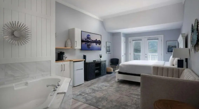 Номер Standard с балконом и с видом на озеро Prestige Harbourfront Resort, WorldHotels Luxury
