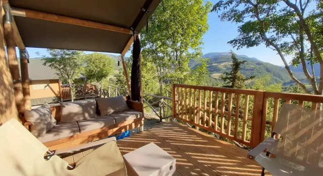 Тент Camping Villaggio Il Collaccio