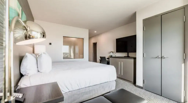 Двухместный люкс c 1 комнатой Hyatt House Winnipeg South Outlet Collection