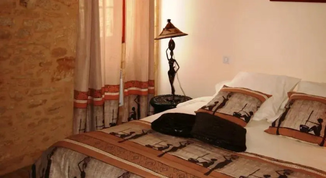 Aux Bories de Marquay, B&B avec SPA près de Sarlat, Prenota Bed & breakfast Marquay Black Perigord