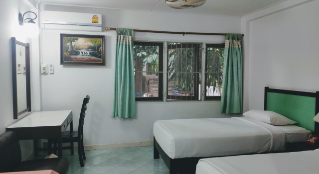 Changpuak Hotel, Забронировать Отель Отели Чиангмай с завтраком, рядом с Wat Koo Tao, Завтраки
