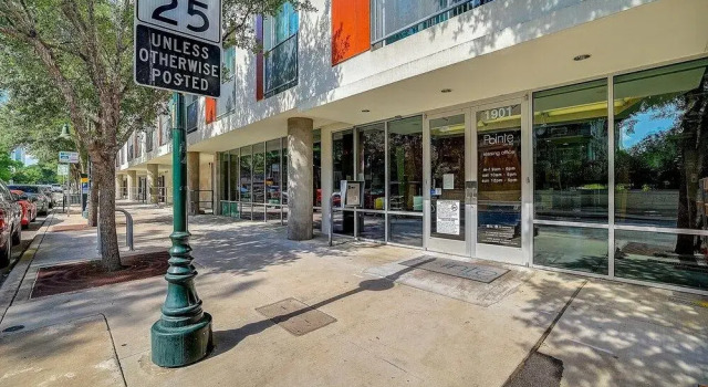 FRONTDESK Pointe on Rio Apts West Campus Austin, Book Hotel Austin Greater Austin, nær Mouse Park
