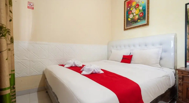 RedDoorz Syariah near Tirtasari Sonsang dan Banto Royo, Book Hotel Cheap Hotels in Bukittinggi
