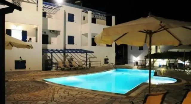 Armenaki, Book Hotel Azolimnos Syros