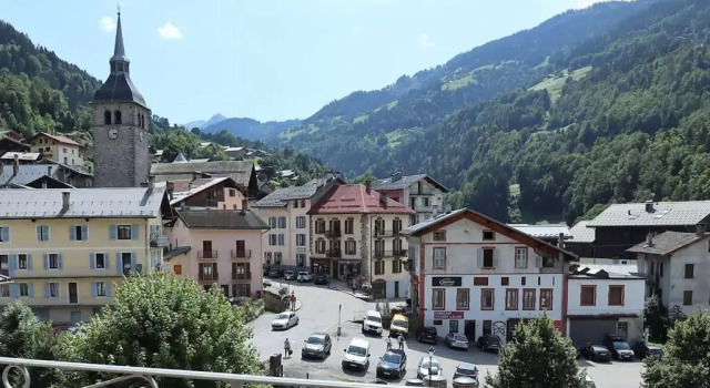 Appartement Beaufort, 3 pièces, 5 personnes - FR-1-342-228, Забронировать Апартаменты/квартира Бофор Massif du Beaufortain, рядом с Beaufort Cheese Cooperative