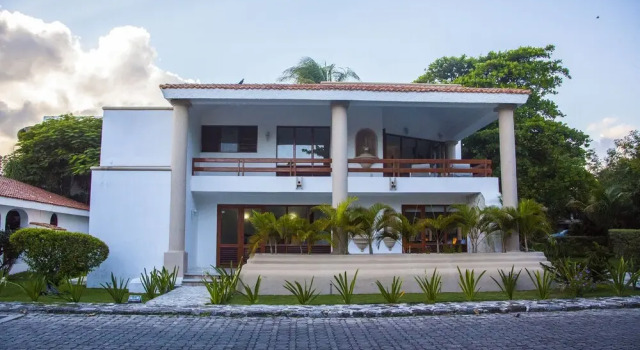 Casa Matuk a lot of Space to Enjoy at Playacar Community, Rezervasyon Otel Playacar Quintana Roo
