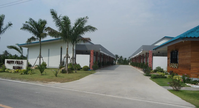 Happy Field Resort Cha-am