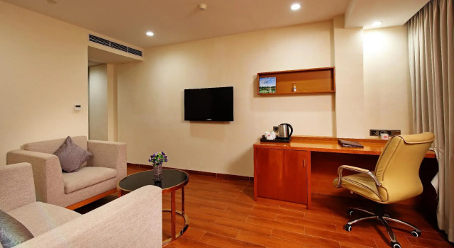 Люкс Business LNCommunity Guangzhou Haizhu Branch