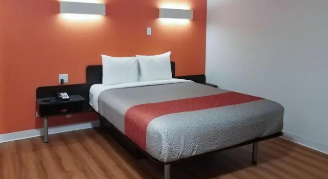 Номер Deluxe Motel 6 Cranbrook
