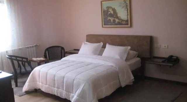 Hotel Drini Bar Restorant, Rezerwuj Hotel Durrës Durres County