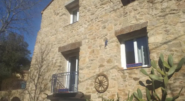 Коттедж Gîtes Mas La Bergerie