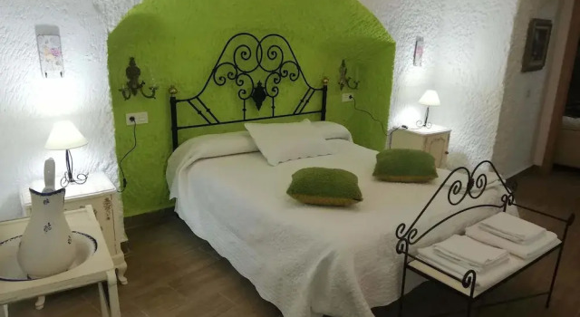 Cuevas Cortijo Gachas, Buchen Sie Hotel Guadix Granada