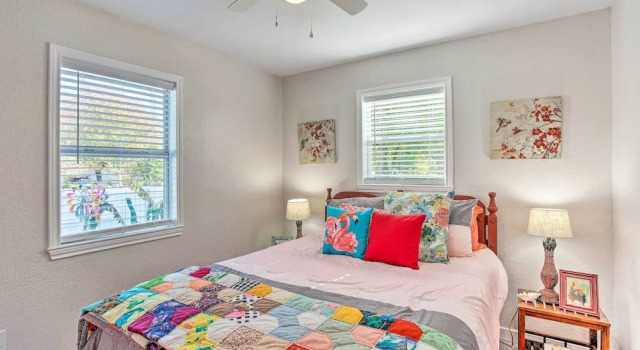 Walk to Cedar Creek Reservoir: Home w/ Fire Pit!, Boek Vakantiehuis Villa's in Tool, Villa