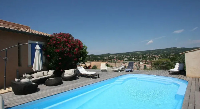 Chambre d'hôtes Les Hauts de Vaison, Забронировать Отель Отели Везон-ла-Ромен с бассейном, рядом с Археологический музей Théo Desplans, Бассейн