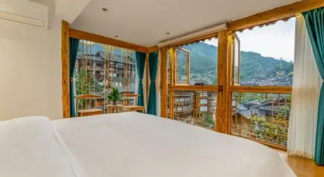 Yunshe Homestay in Qianhu Miao Village, Xijiang