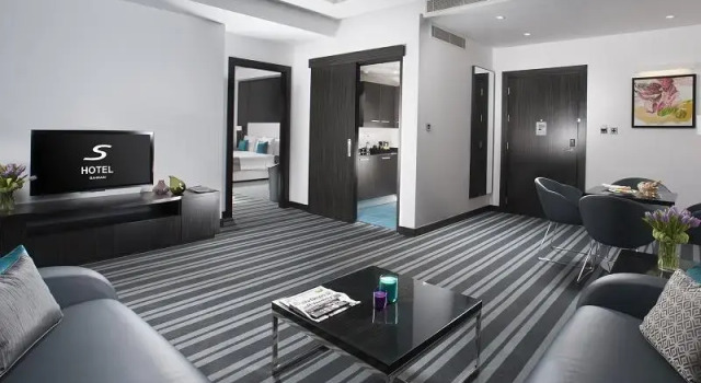 Семейный люкс S Hotel Bahrain