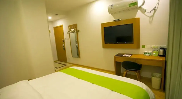 Номер Superior Vatica Shanghai Pudong New District Dishui Lake Hotel