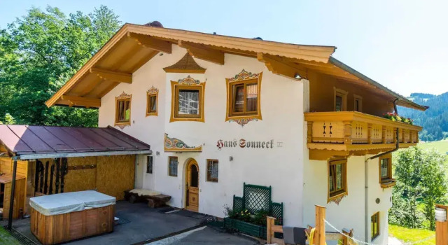 Boutique Holiday Home in Kirchberg With Jacuzzi, Book Boutique Boutique Hotels in Tyrol, Boutique