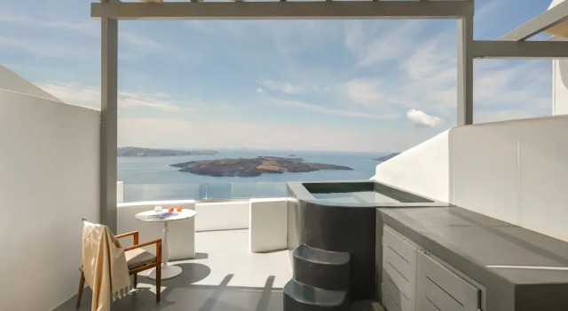 Люкс Hommage Suites with Caldera View Hot tub