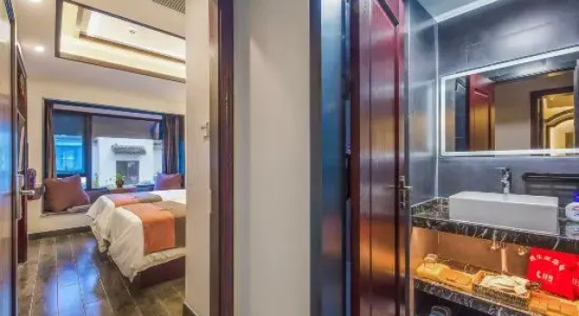Семейный люкс с 2 комнатами Manman Courtyard Hostel Hangzhou West Lake