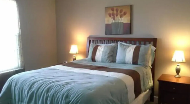 The Corner House B&B Townhomes, Buchen Sie Bed & Breakfast Nicholasville Kentucky