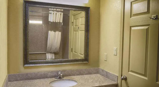 Номер Standard La Quinta by Wyndham Alice